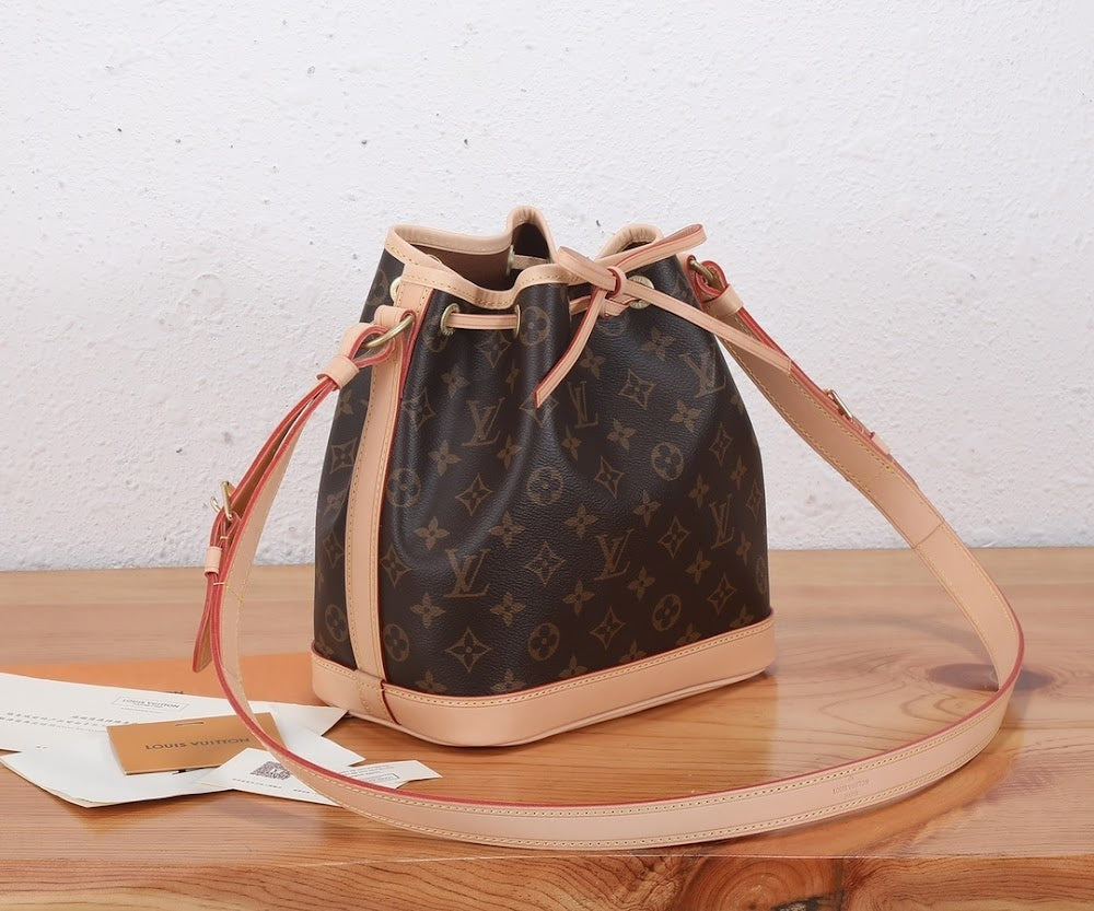 Dragons Bags ln Luxury Bag --97456