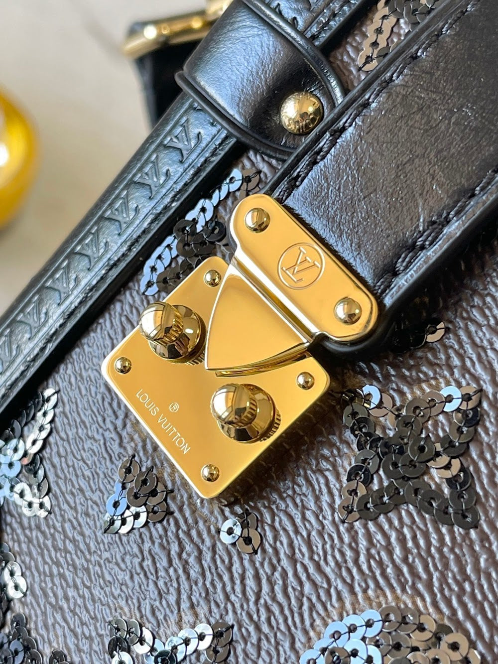 Dragons Bags ln Luxury Bag --95562