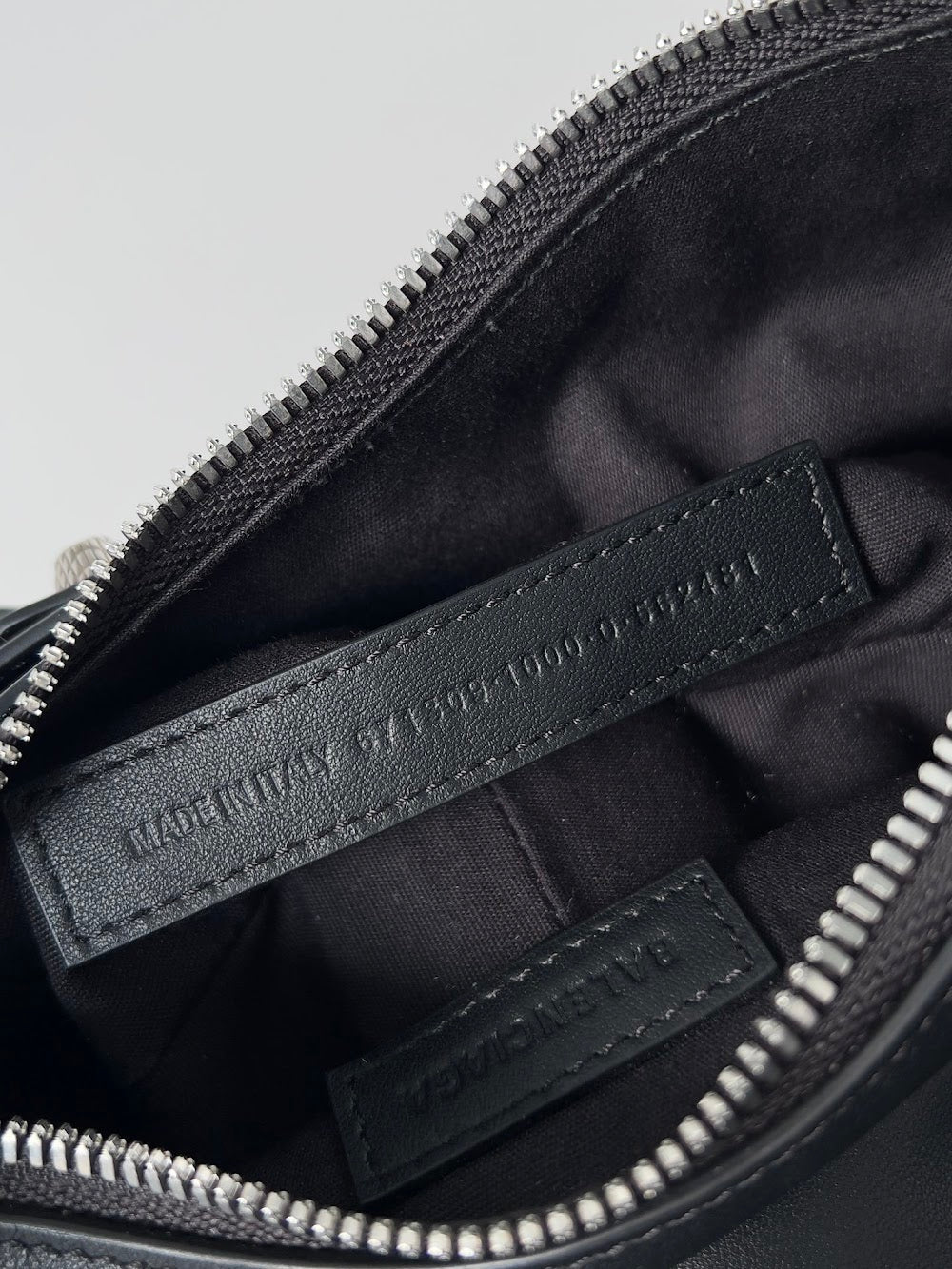 Dragons Bags Balenciaga Luxury Bag --111140