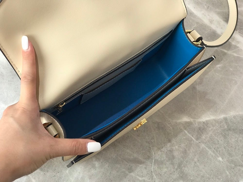 Dragons Bags ln Luxury Bag --66679