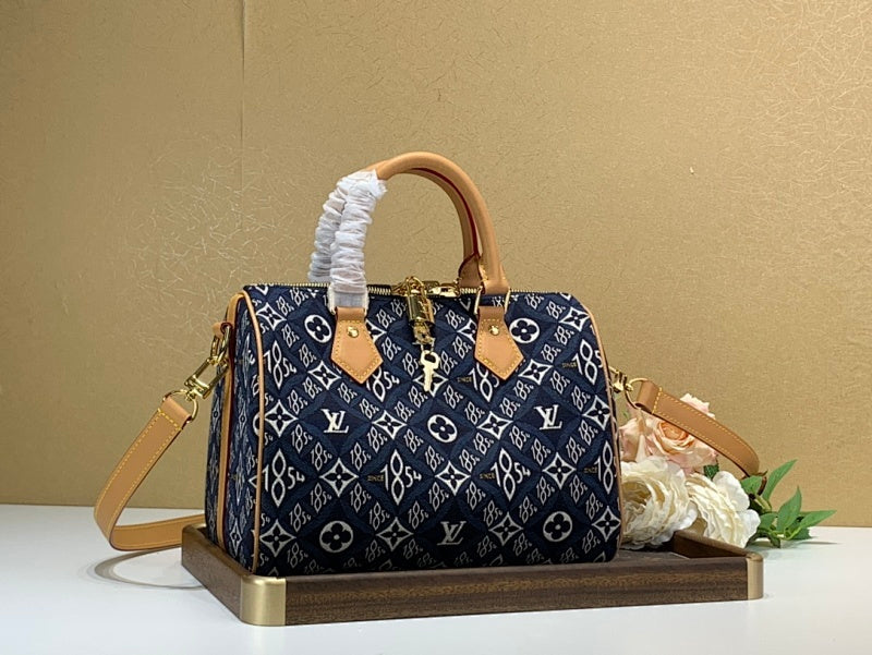 Dragons Bags ln Luxury Bag --66332