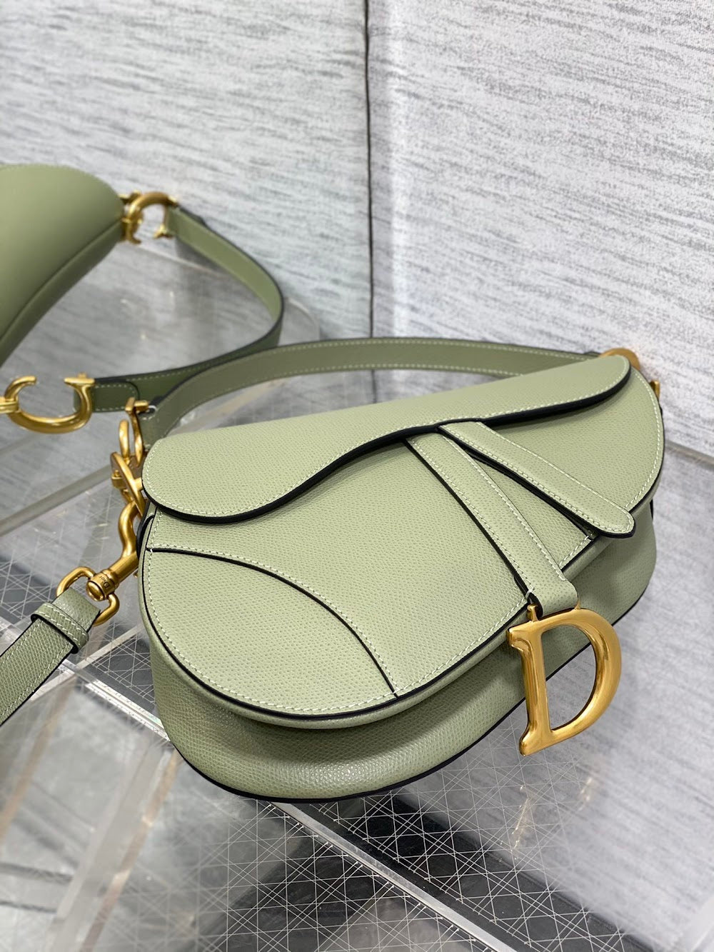 Dragons BagsDiorn Luxury Bag --115010