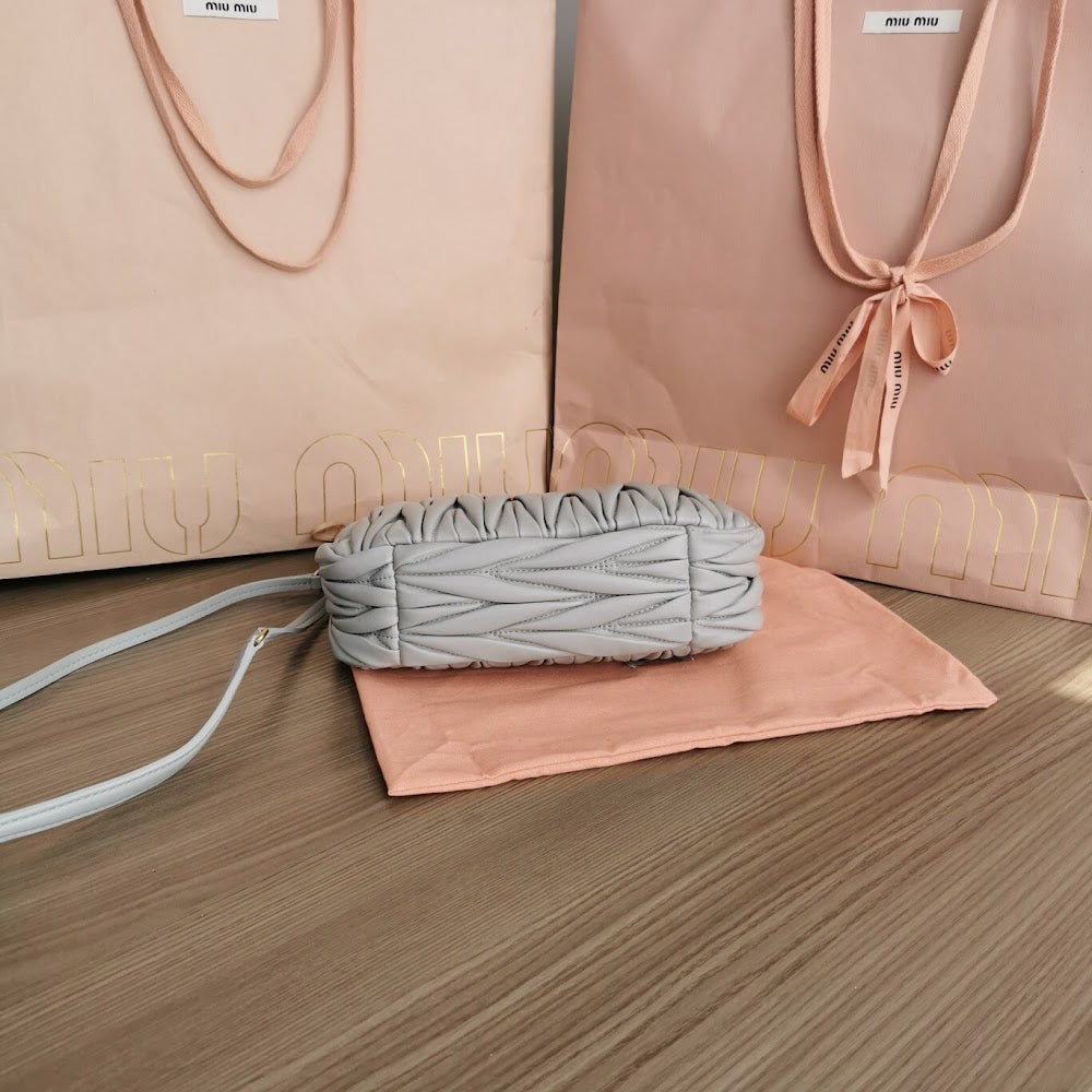 Dragons Bags Miun Miun Luxury Bag --122936