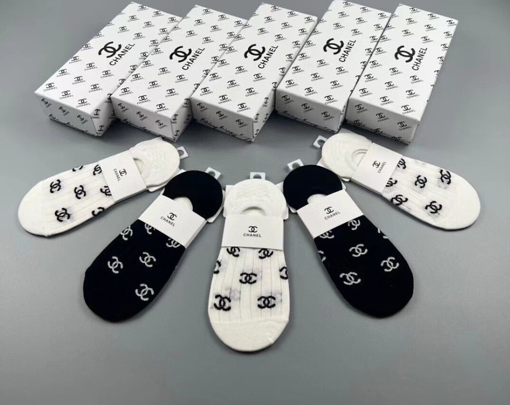 Dragons Bags Premium Luxury Socks --98324