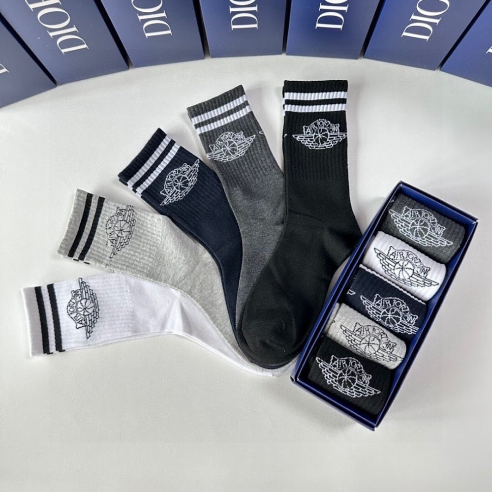 Dragons Bags Premium Luxury Socks --97931