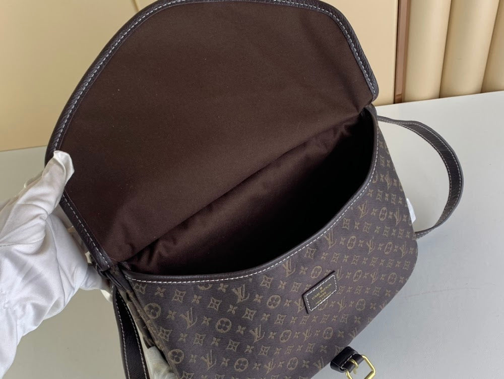 Dragons Bags ln Luxury Bag --61583