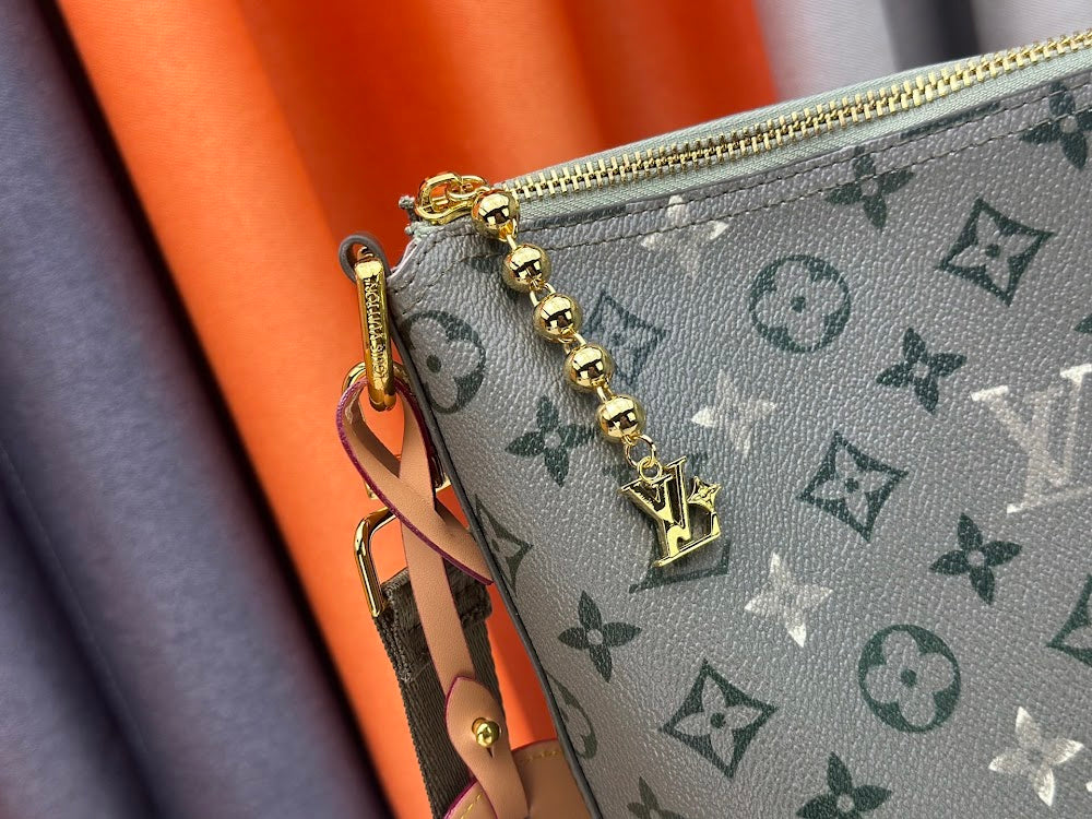 Dragons Bags ln Luxury Bag --77618