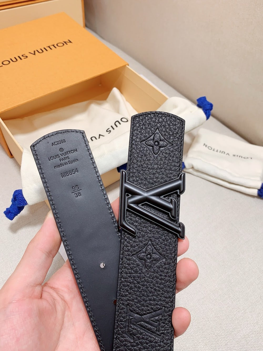 Dragons Bags ln Luxury Belt --100327
