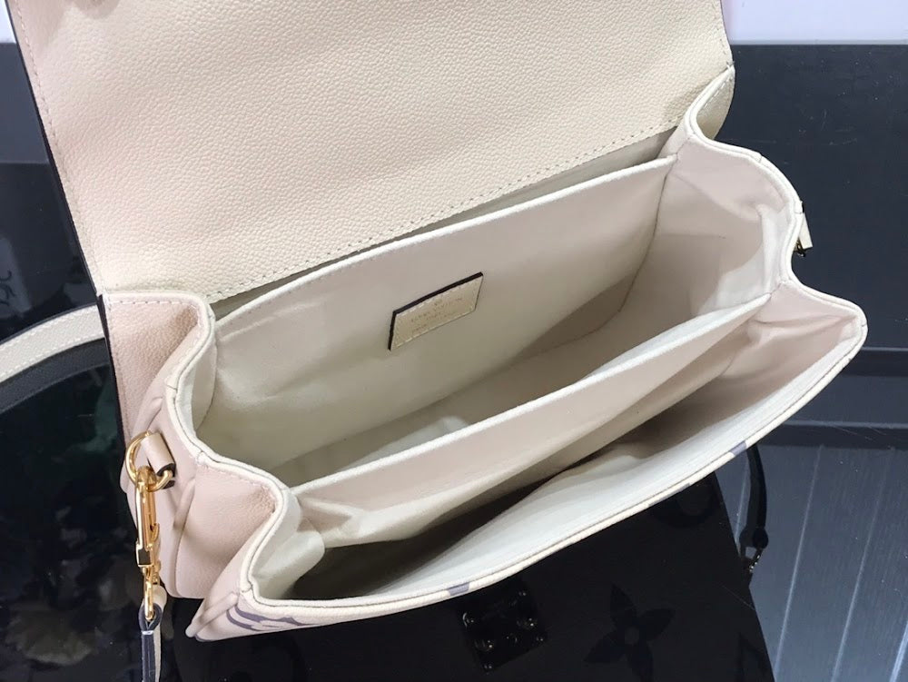 Dragons Bags ln Luxury Bag --59413