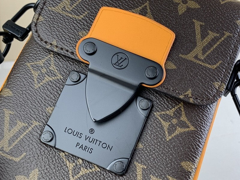 Dragons Bags ln Luxury Bag --61765