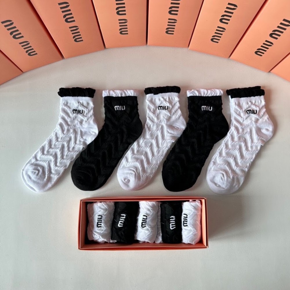 Dragons Bags Premium Luxury Socks --98015