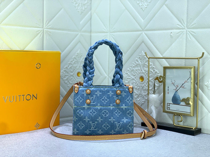 Dragons Bags ln Luxury Bag --81498