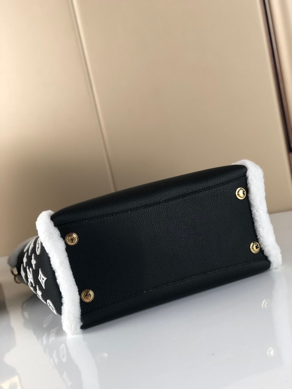 Dragons Bags ln Luxury Bag --67077