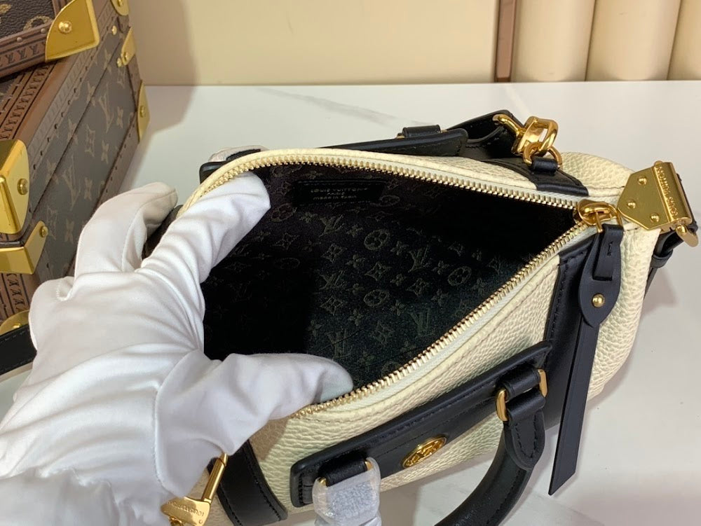 Dragons Bags ln Luxury Bag --69580