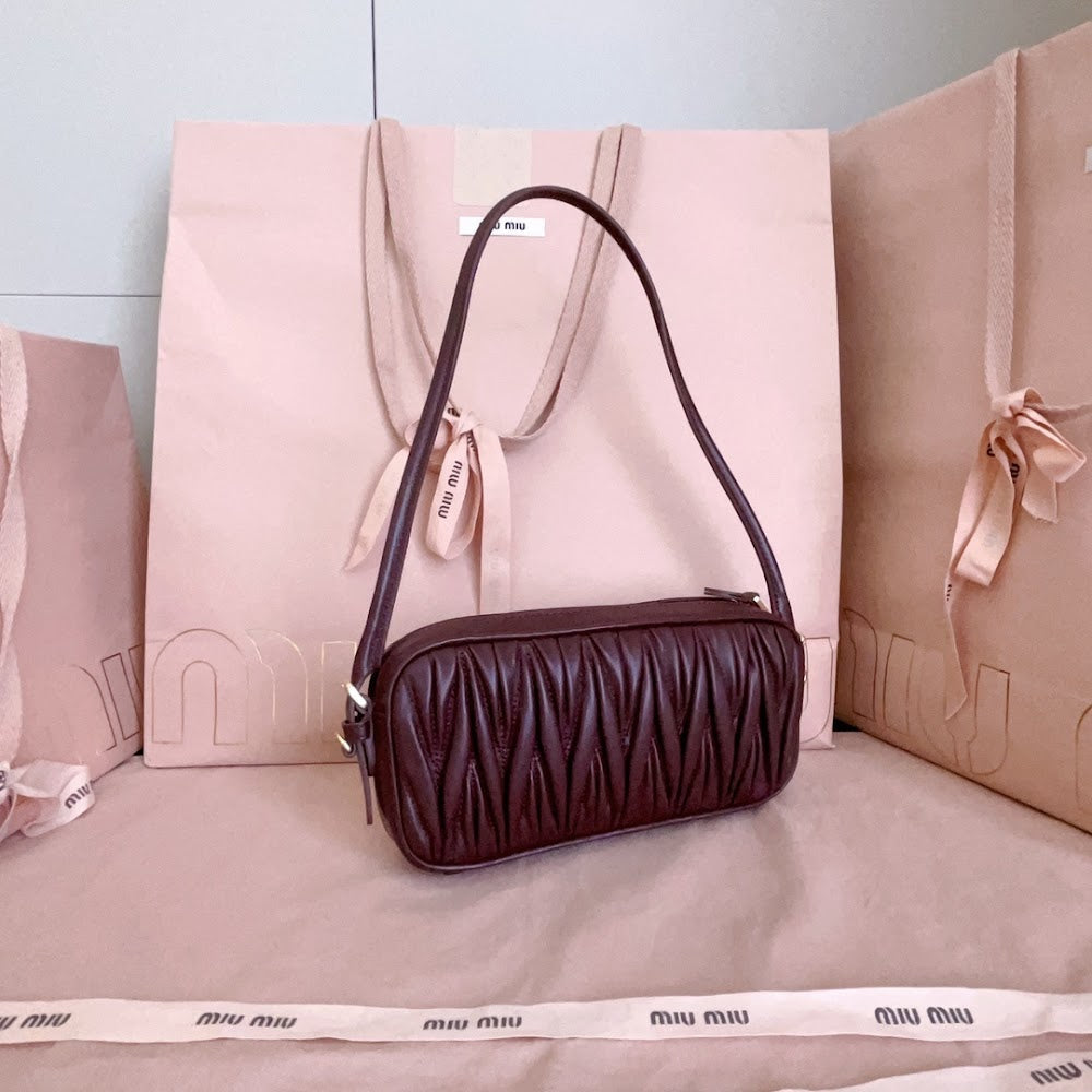 Dragons Bags Miun Miun Luxury Bag --122635