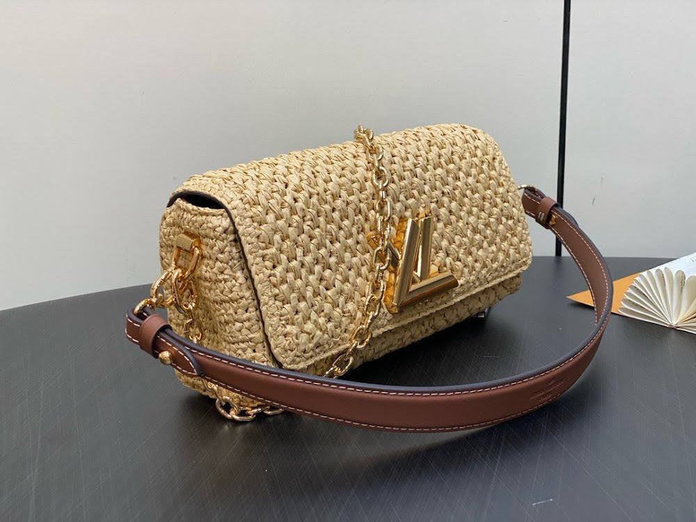 Dragons Bags ln Luxury Bag --81507