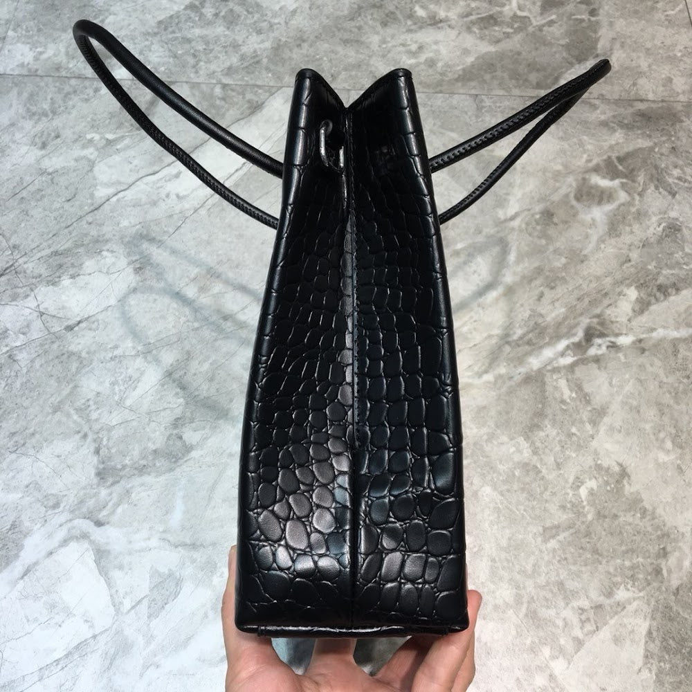 new-luxury-designer-bags-nm10846
