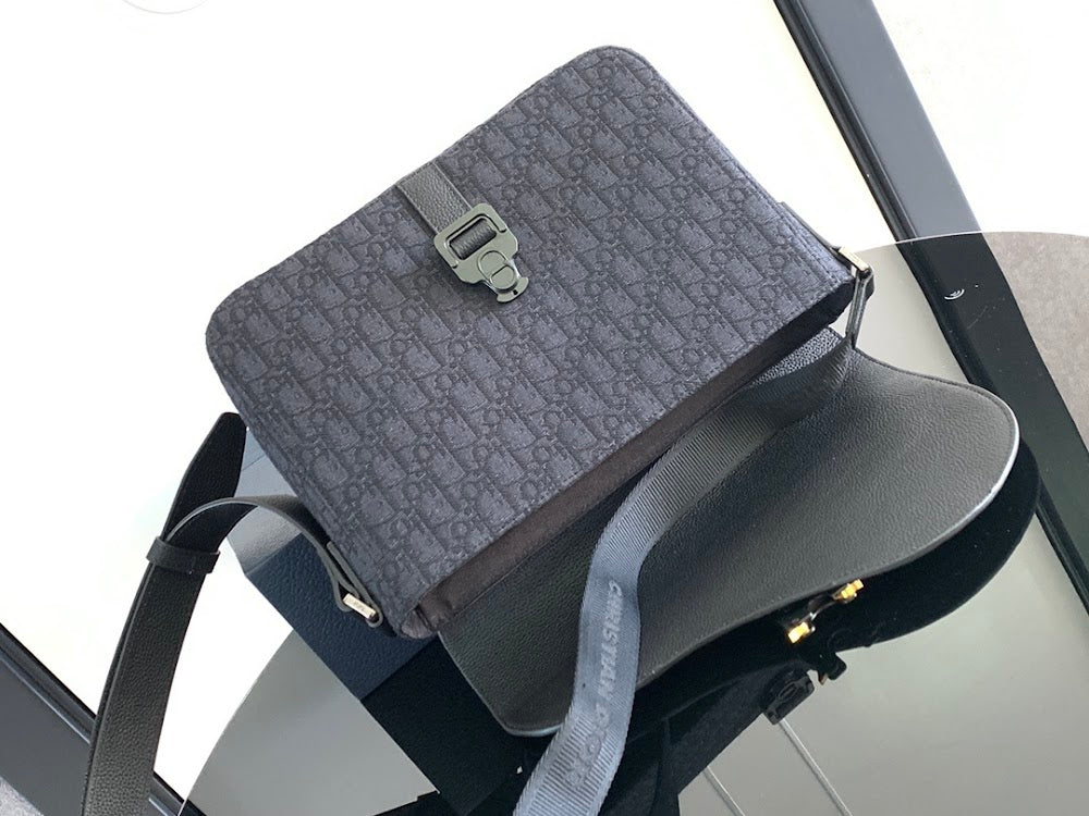 Dragons BagsDiorn Luxury Bag --115161