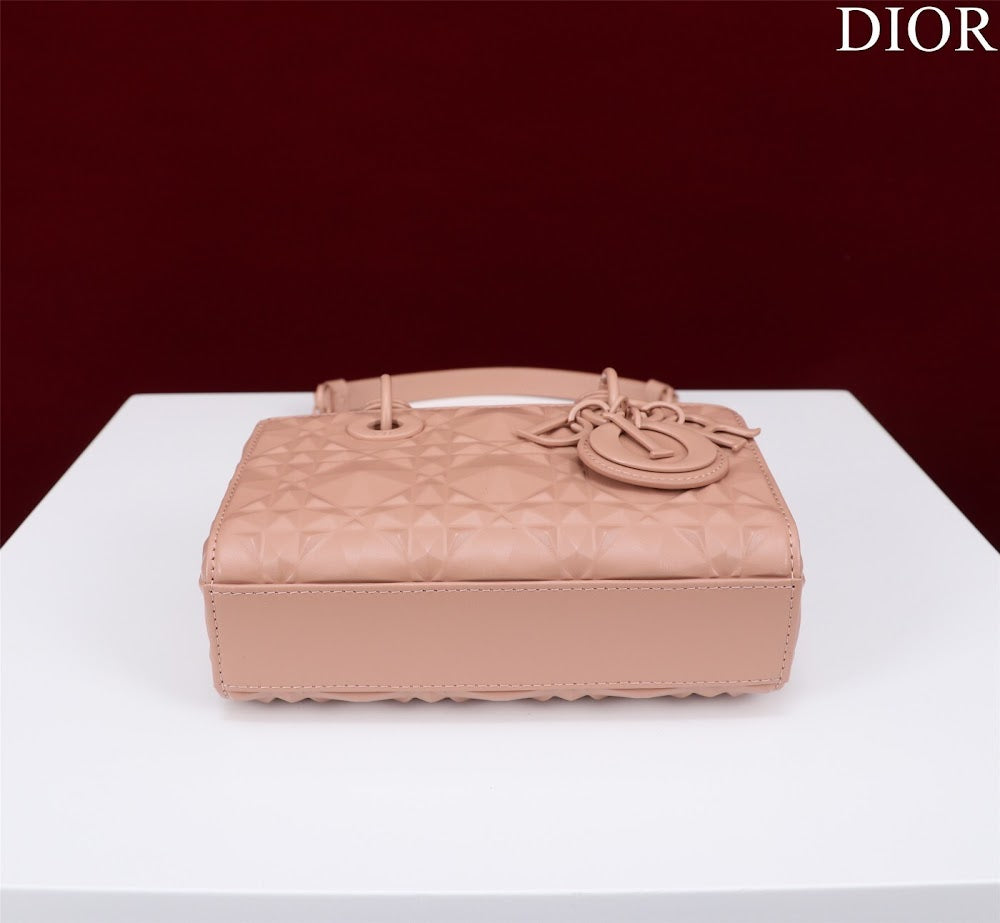 Dragons BagsDiorn Luxury Bag --116475