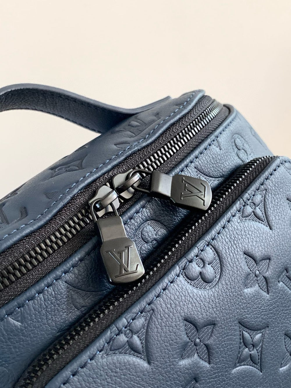 Dragons Bags ln Luxury Bag --71252