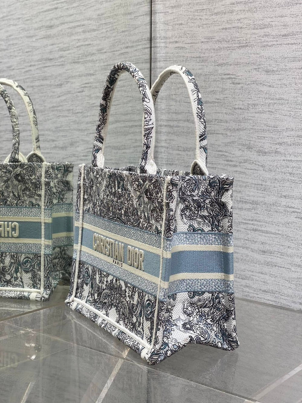 Dragons BagsDiorn Luxury Bag --115286