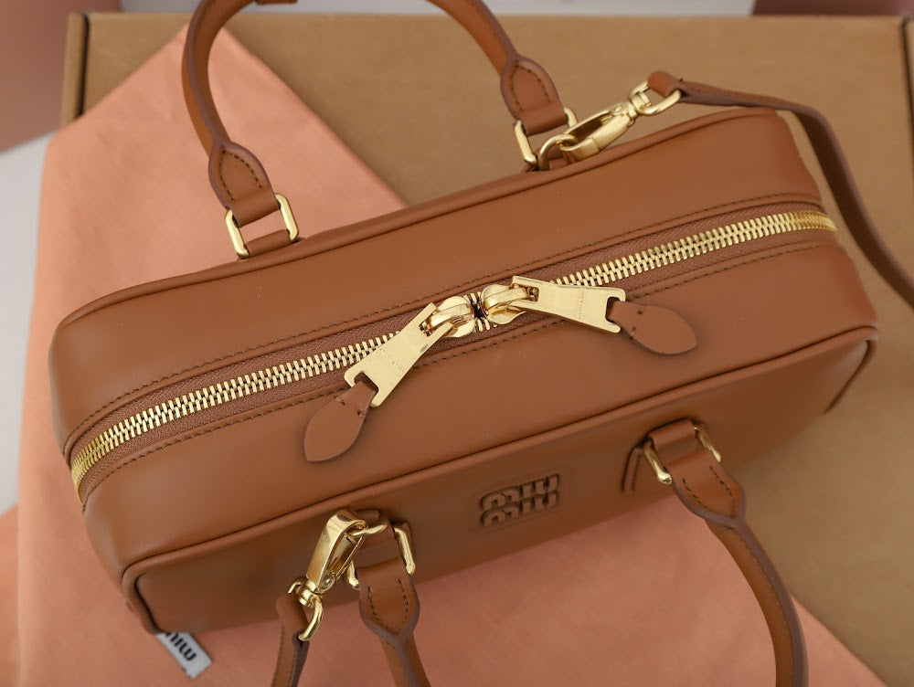 Dragons Bags Miun Miun Luxury Bag --123058
