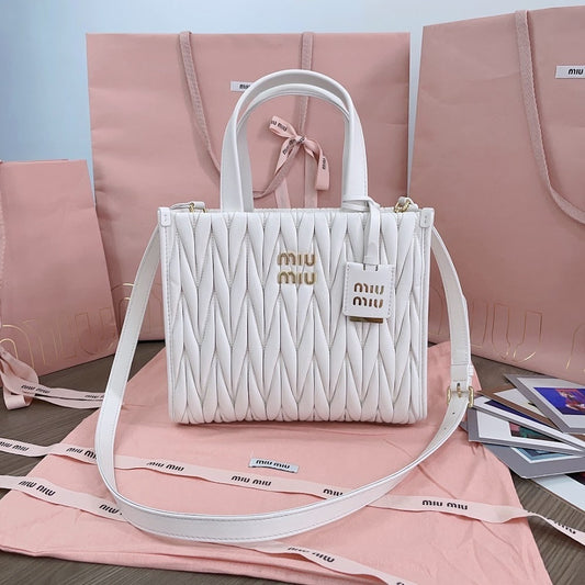 Dragons Bags Miun Miun Luxury Bag --122358