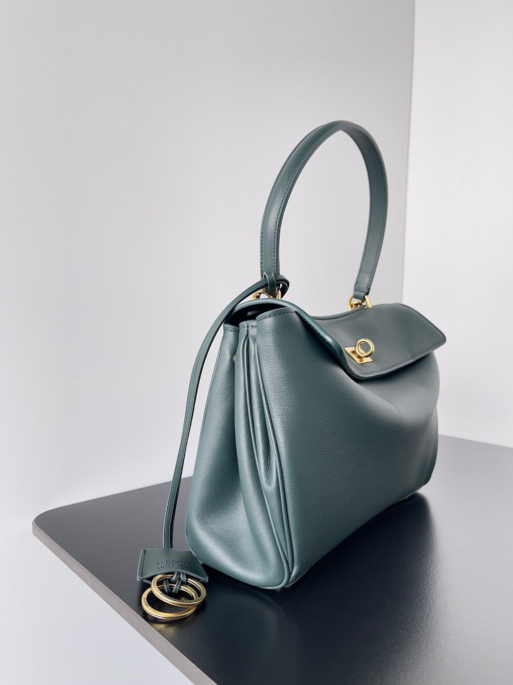Dragons Bags Balenciaga Luxury Bag --110828