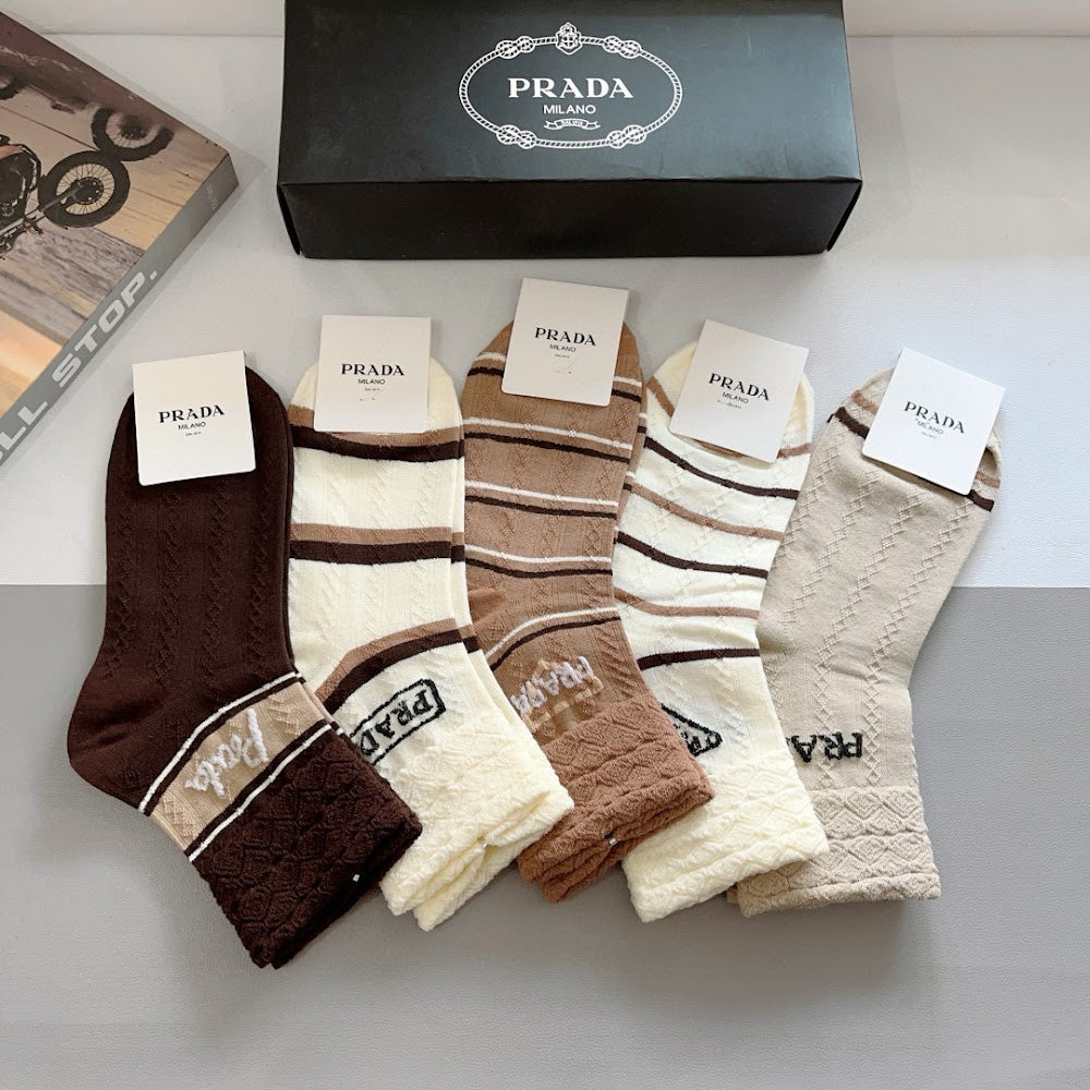 Dragons Bags Premium Luxury Socks --98142