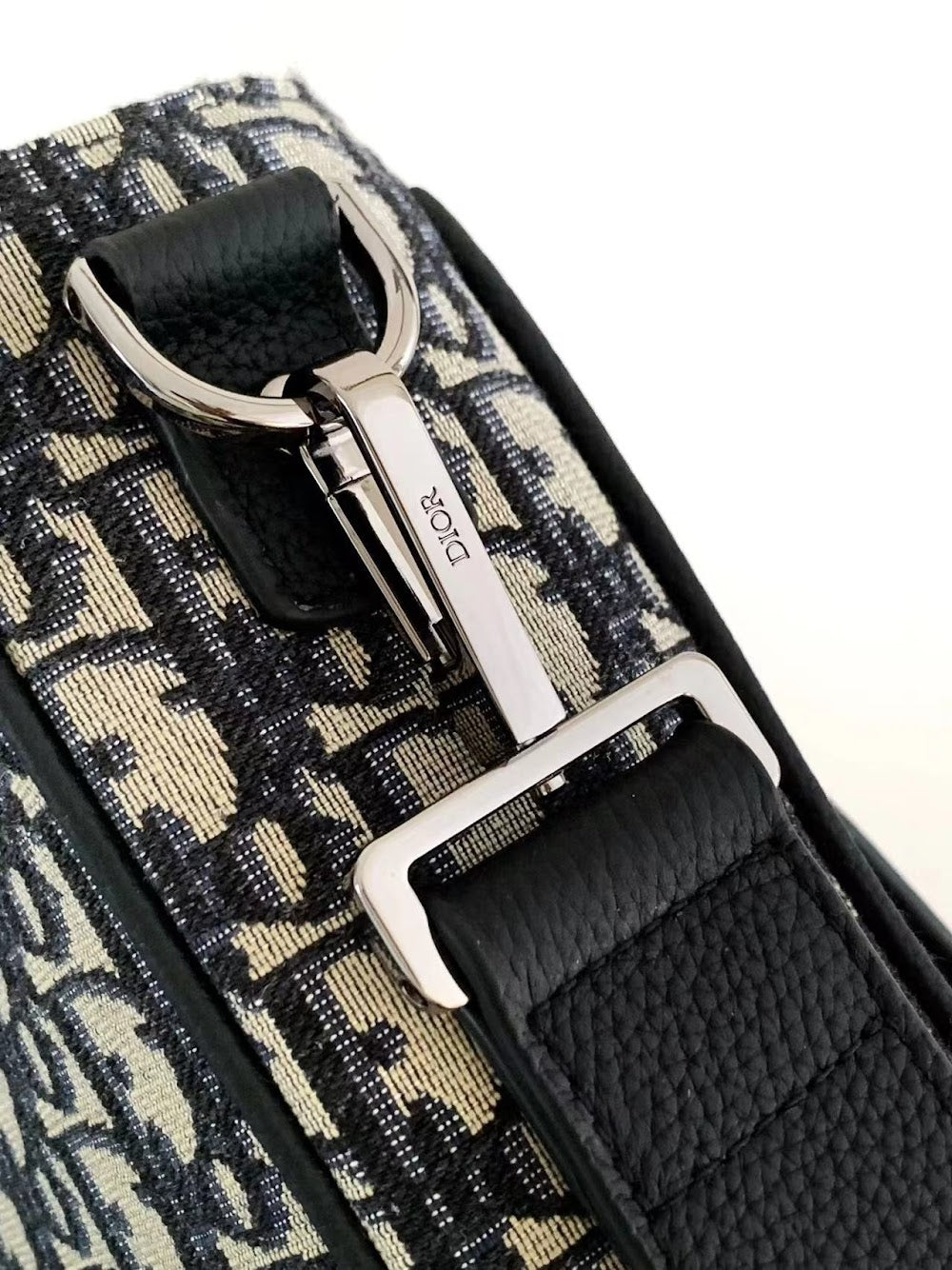 Dragons BagsDiorn Luxury Bag --115168