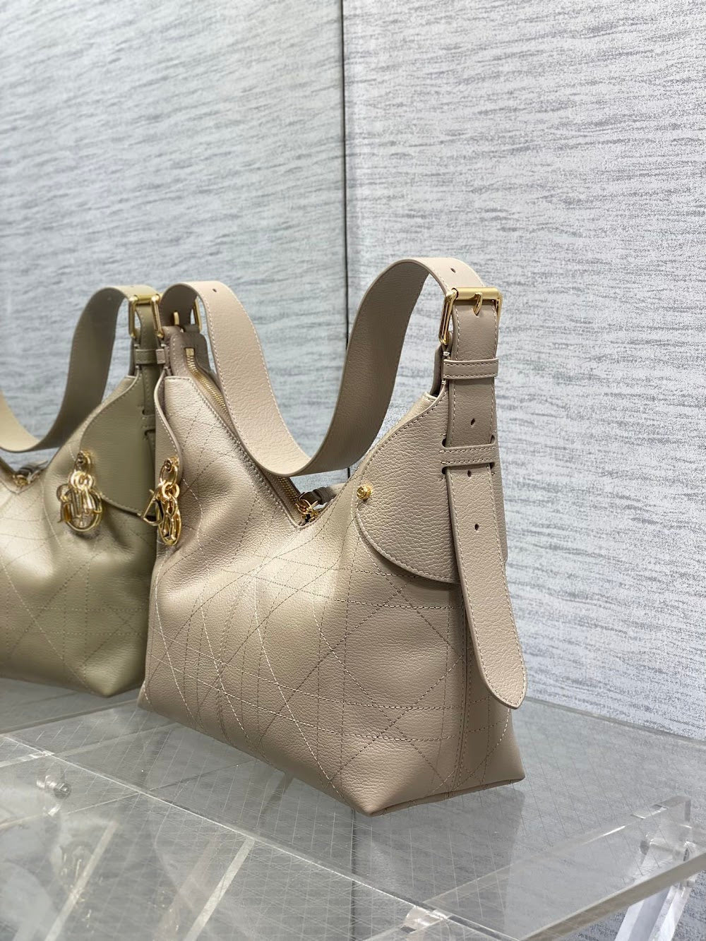 Dragons BagsDiorn Luxury Bag --116080