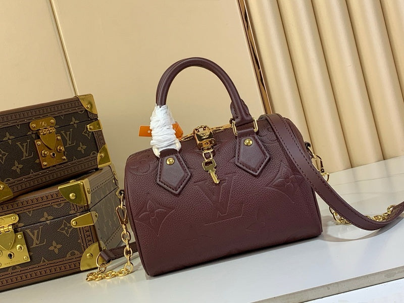 Dragons Bags ln Luxury Bag --69799