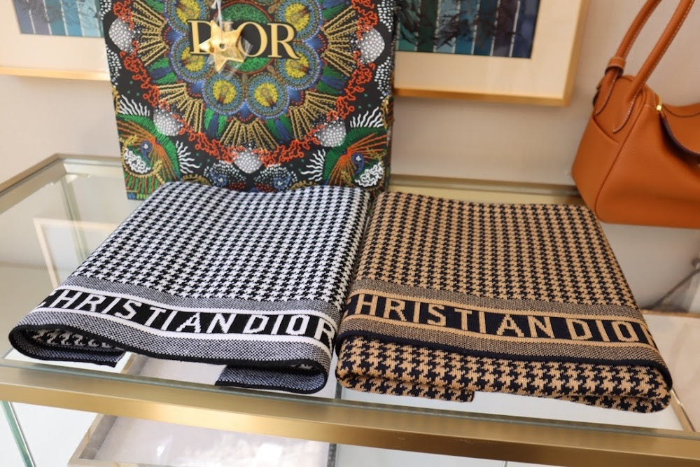 Dragons Bags Premium Designer Scarf --98786