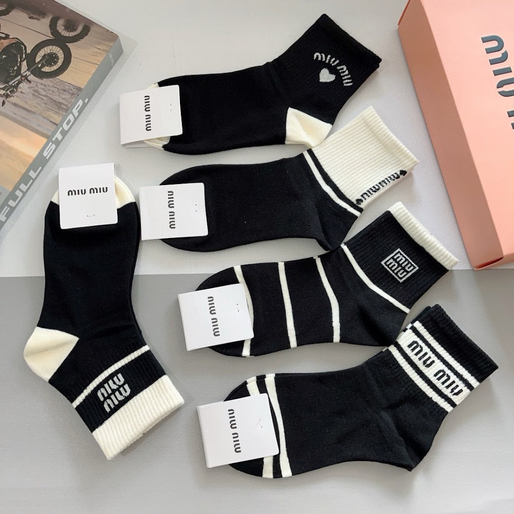 Dragons Bags Premium Luxury Socks --98217