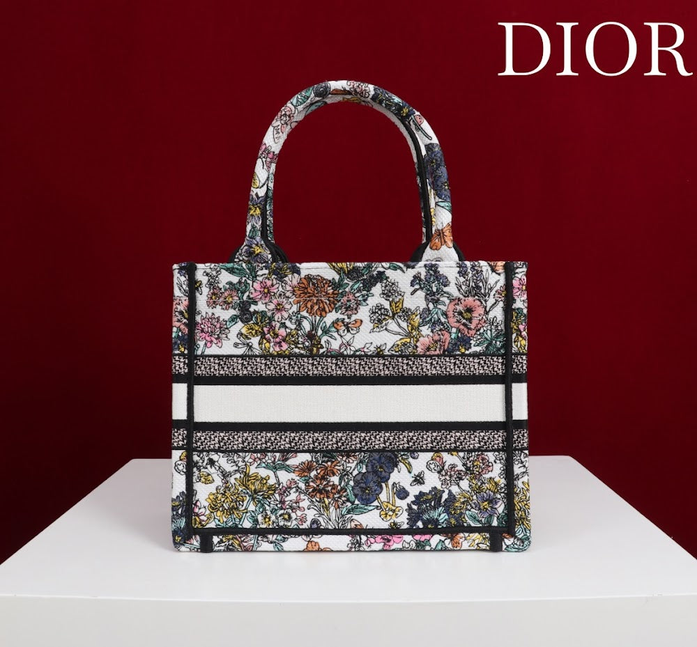 Dragons BagsDiorn Luxury Bag --116170