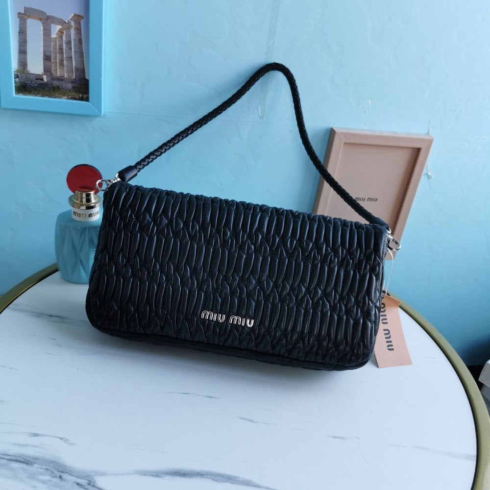 Dragons Bags Miun Miun Luxury Bag --123236
