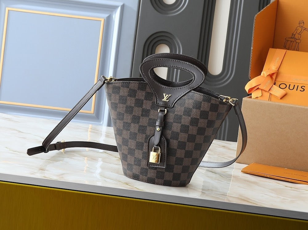 Dragons Bags ln Luxury Bag --76754