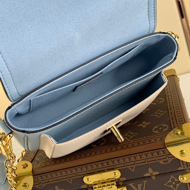 Dragons Bags ln Luxury Bag --67456
