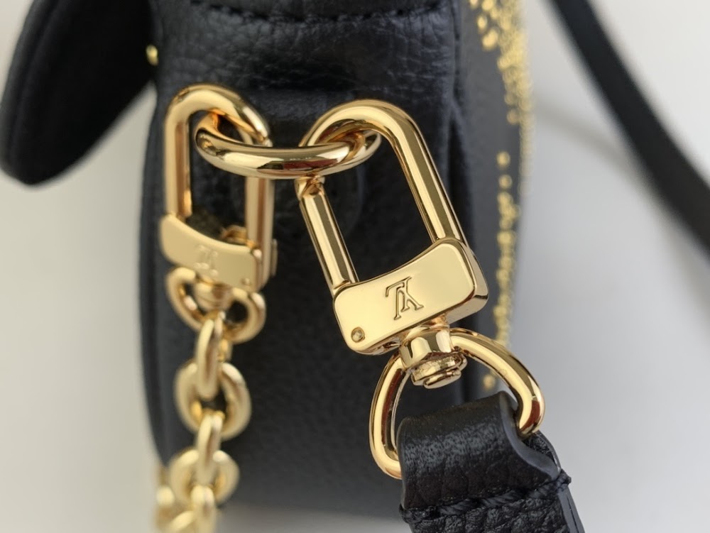 Dragons Bags ln Luxury Bag --56770