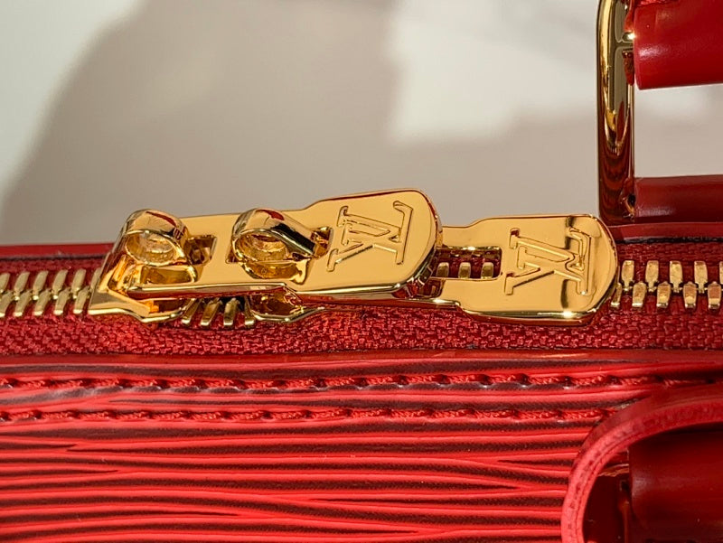 Dragons Bags ln Luxury Bag --62590