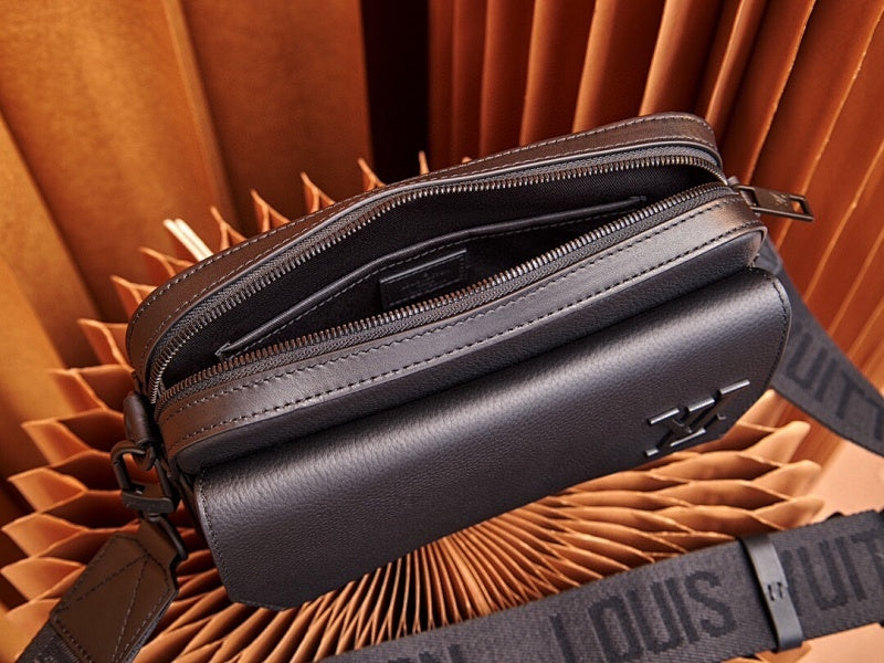 Dragons Bags ln Luxury Bag --71049