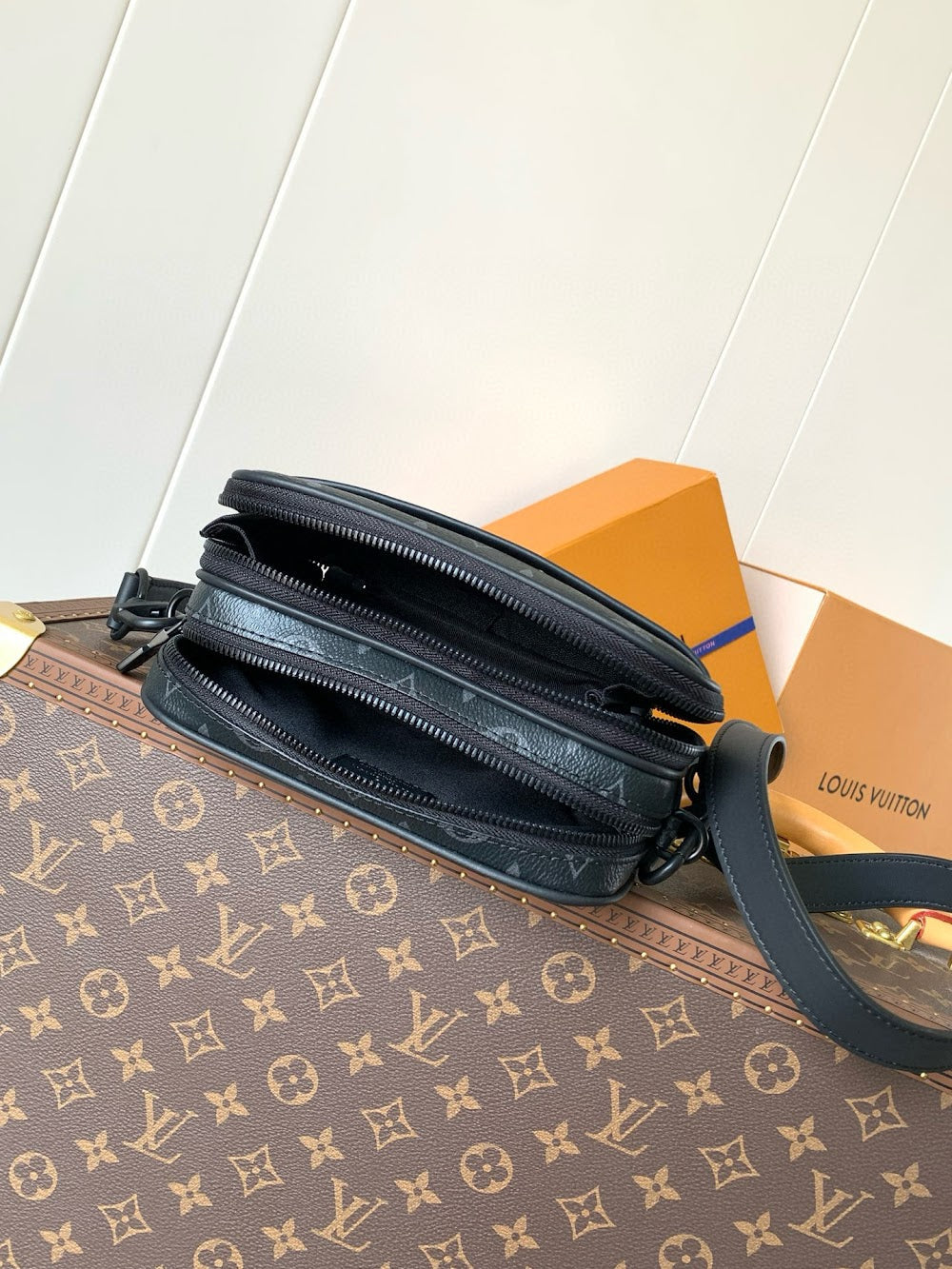 Dragons Bags ln Luxury Bag --71112