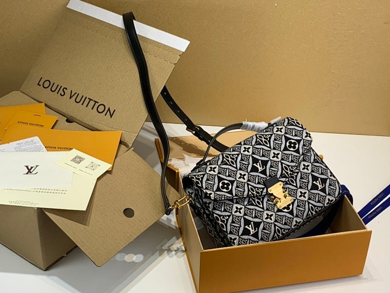 Dragons Bags ln Luxury Bag --59356