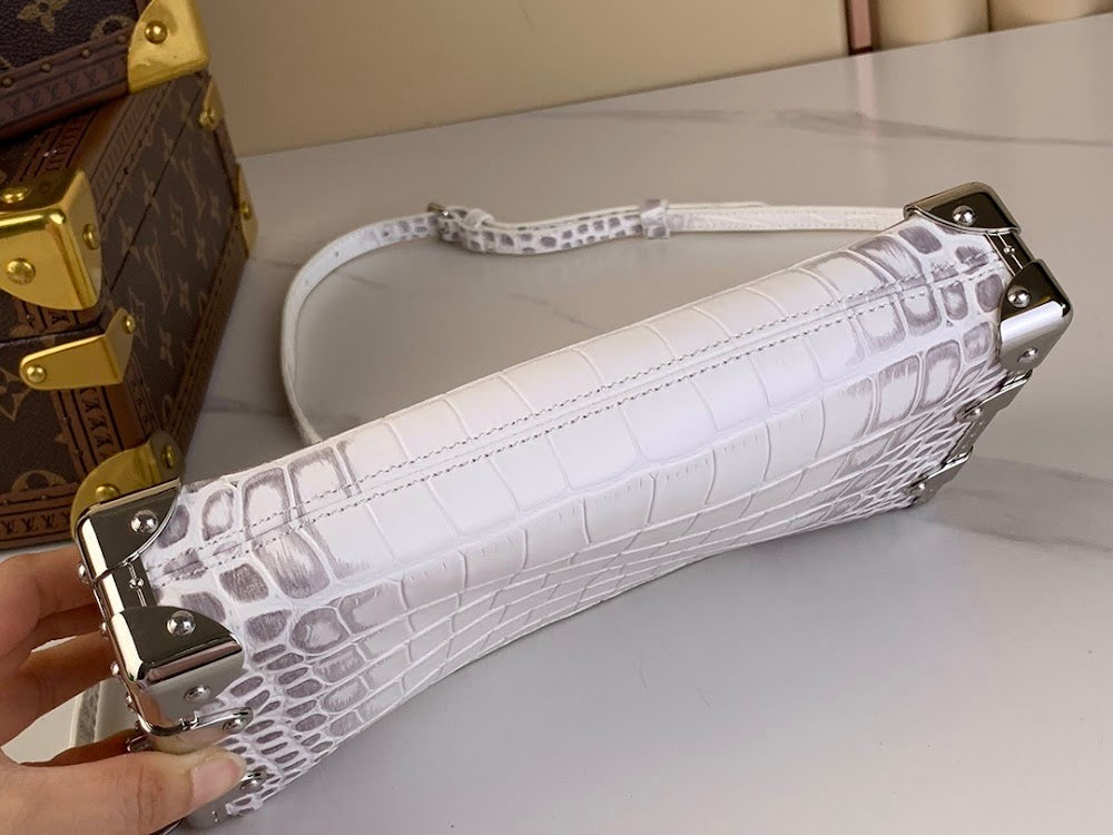 Dragons Bags ln Luxury Bag --69301