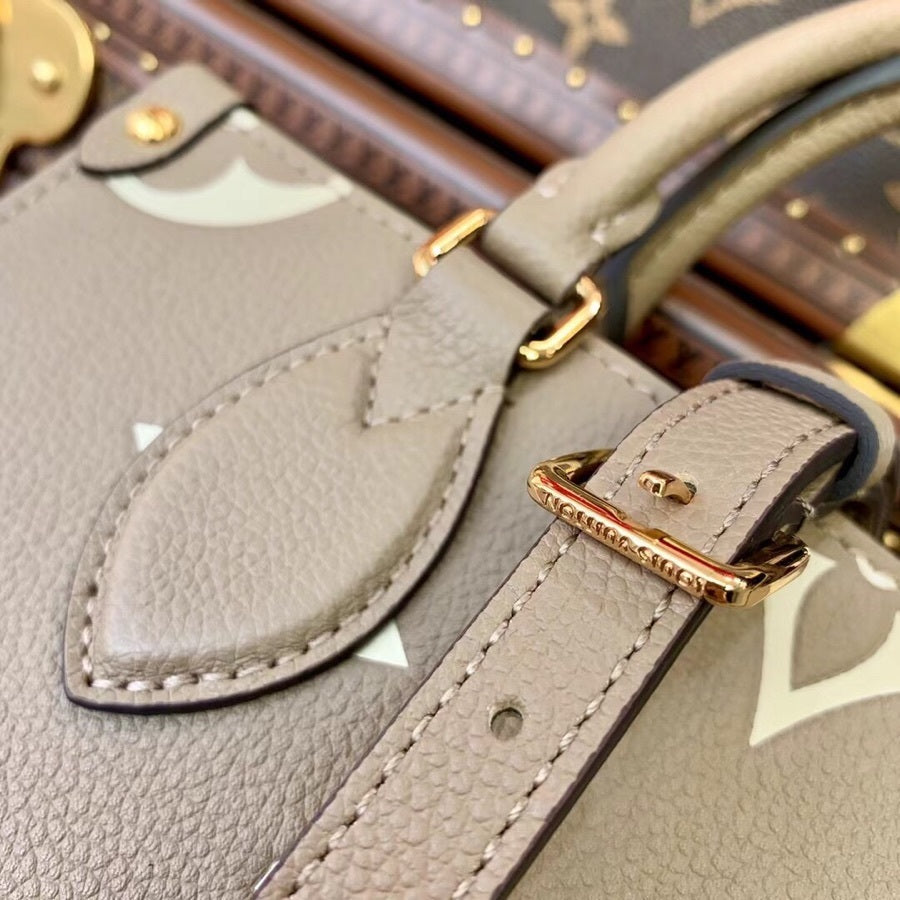 Dragons Bags ln Luxury Bag --97082