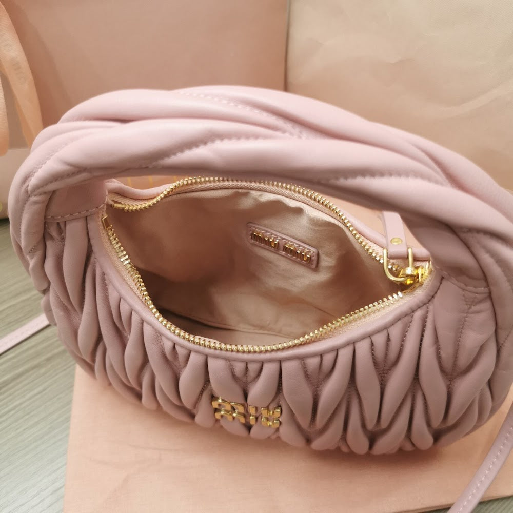 Dragons Bags Miun Miun Luxury Bag --123322