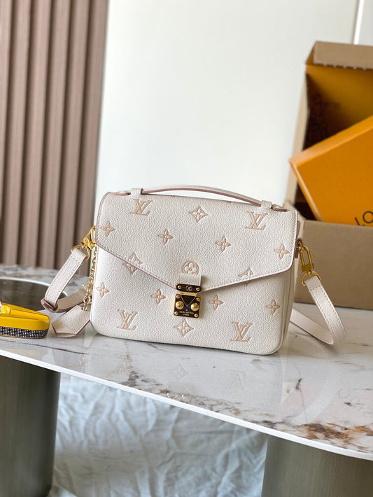 Dragons Bags ln Luxury Bag --97224