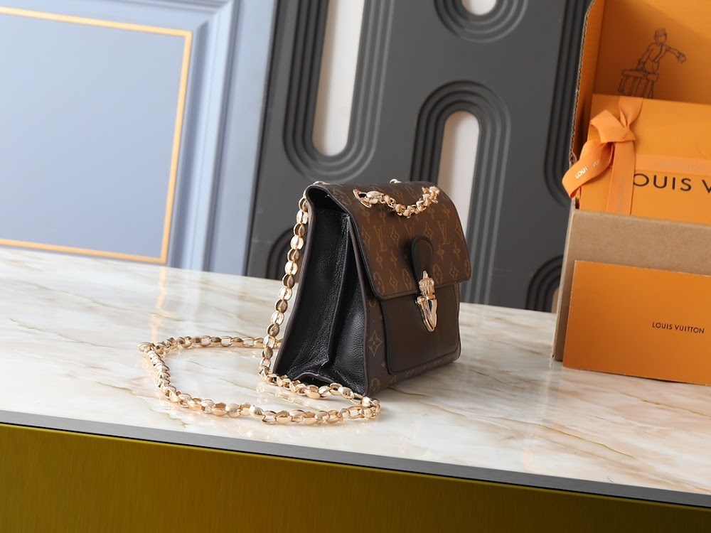 Dragons Bags ln Luxury Bag --77744
