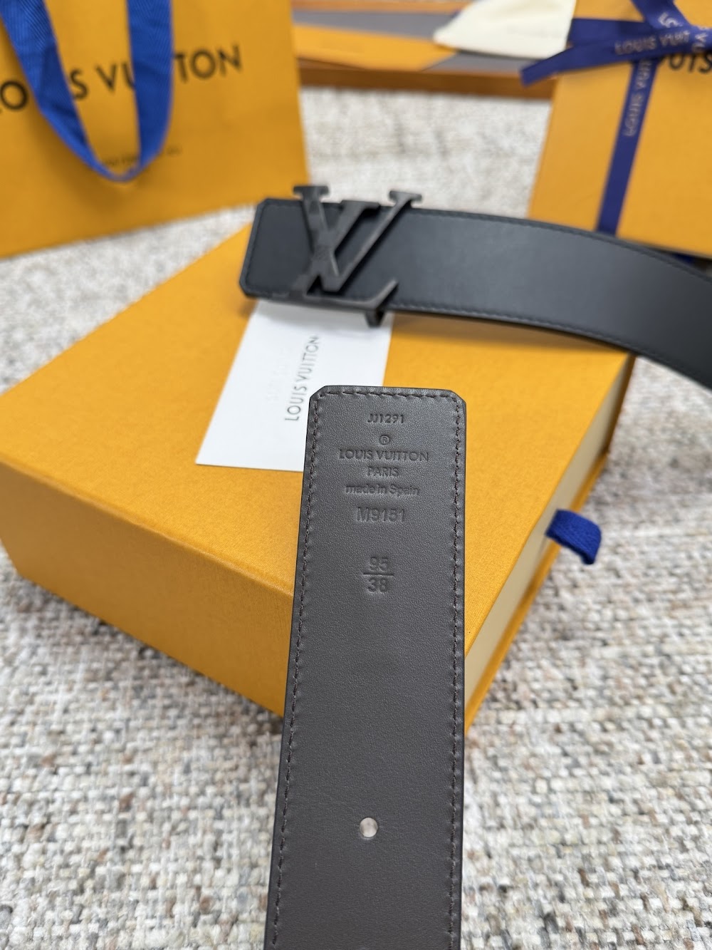 Dragons Bags ln Luxury Belt --101281