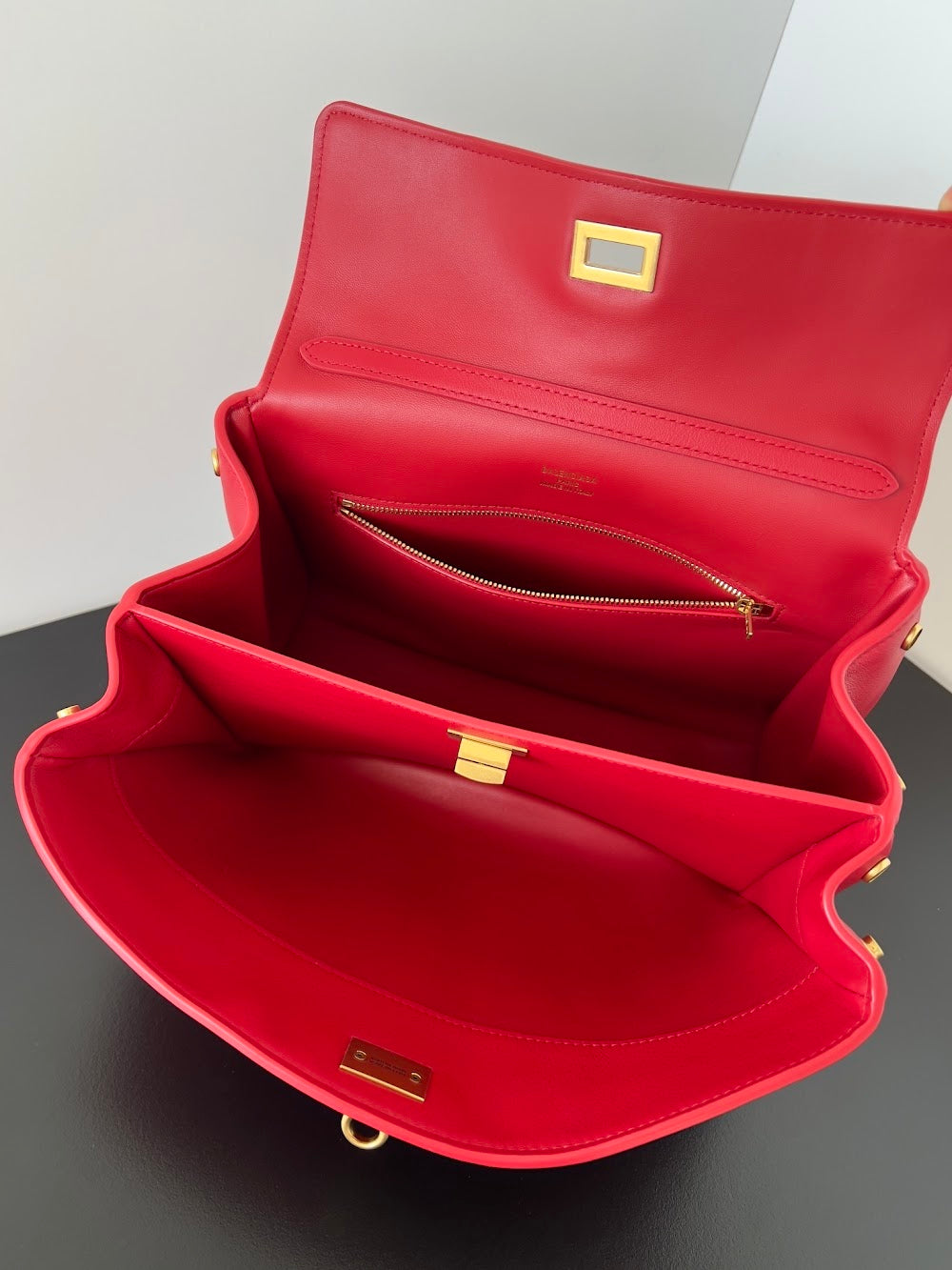 Dragons Bags Balenciaga Luxury Bag --110661